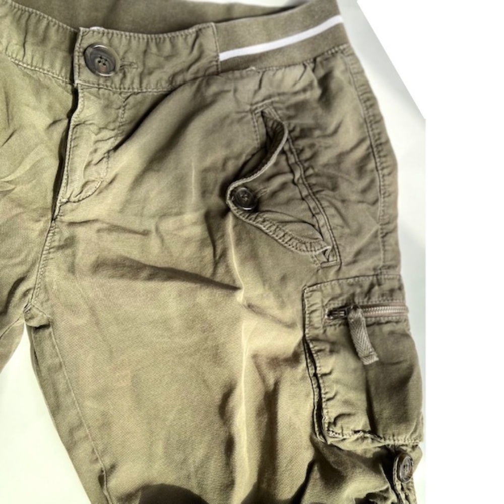 James Perse Olive Green Cargo Shorts - Picture 2 of 5